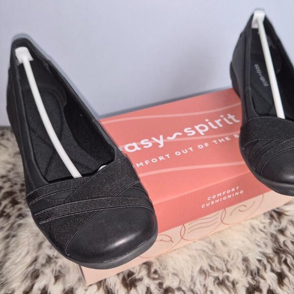 New Easy Spirit Acasia black shoes - Picture 5 of 8